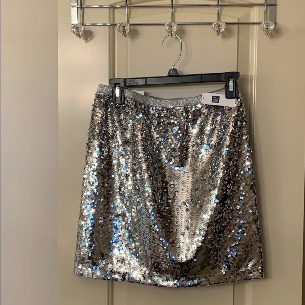 NEW with TAGS full sequin GAP skirt